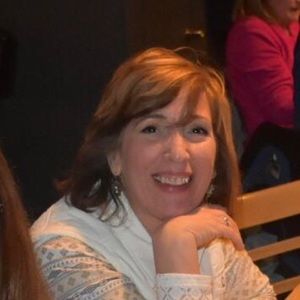 Meet your Posher, Angela